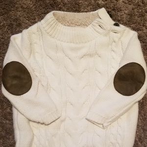 Gap cable knit sweater